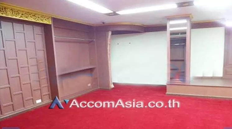 unit Office space For Rent in Phaholyothin, Bangkok  near BTS Sanam Pao (AA15719)